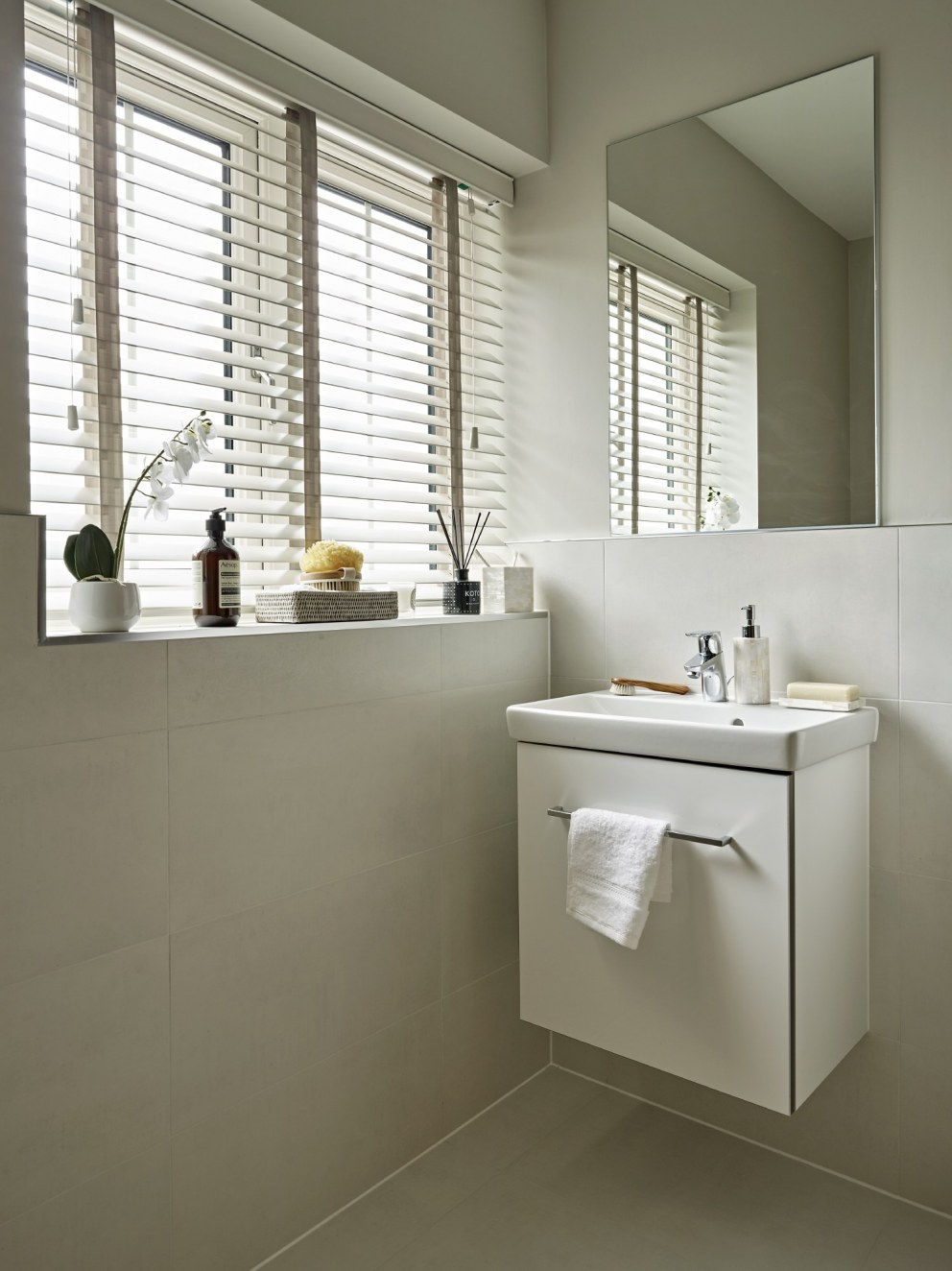 Sussex House  | Master Bathroom | Interior Designers